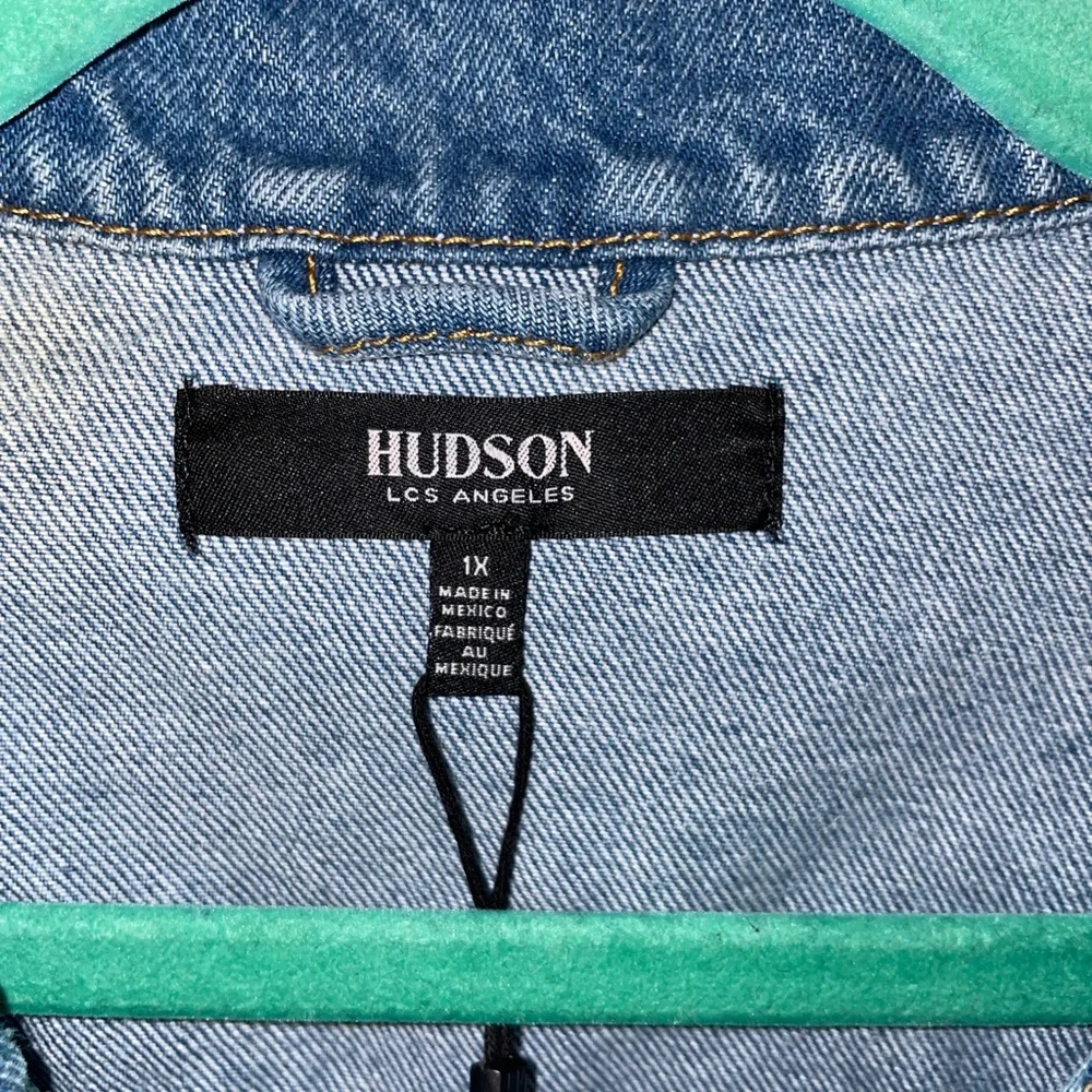 NWT Hudson Classic Fitted Trucker Denim Jean Jacket Size 1X - Picture 6 of 9